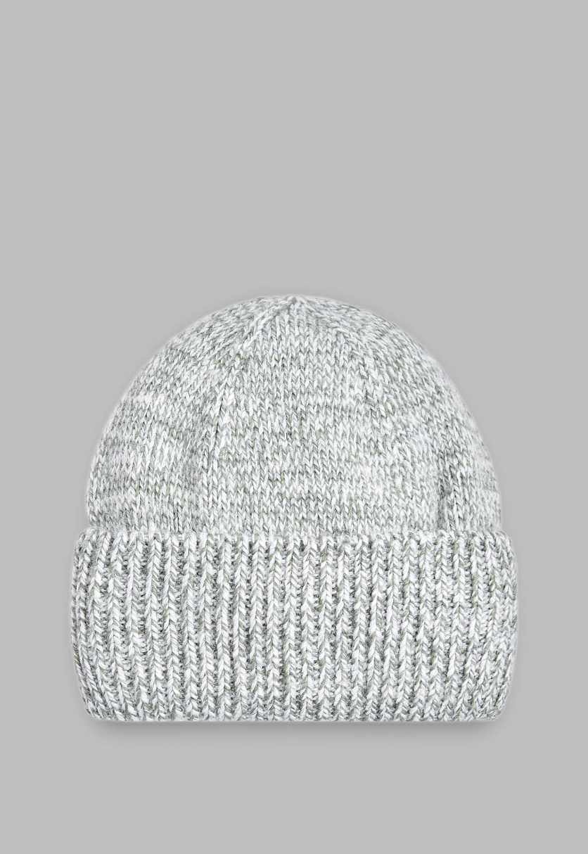 Шапка из шерсти