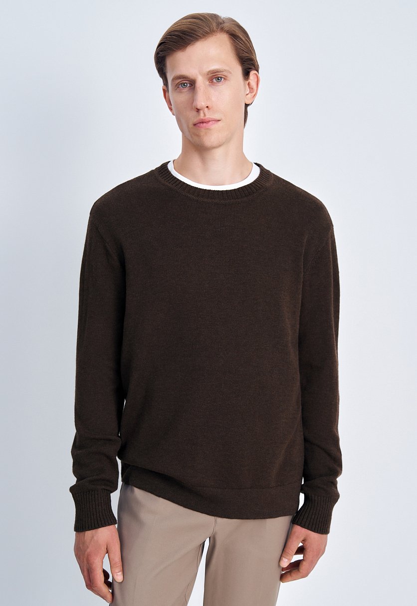 Джемпер прямого силуэта с округлой горловиной