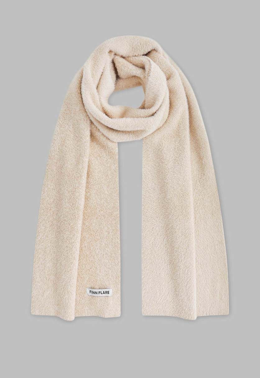 Пушистый шарф