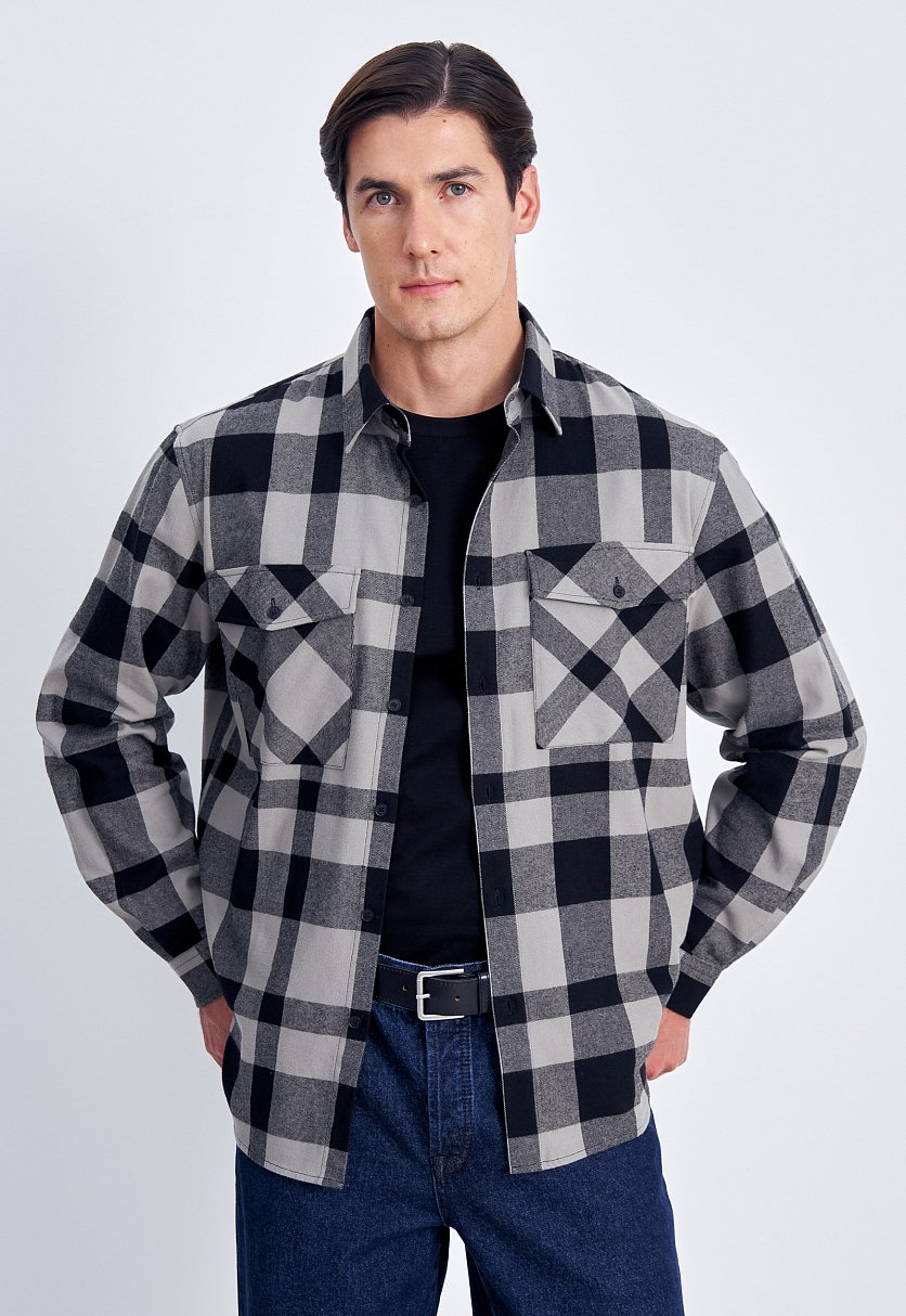 Рубашка прямого силуэта в клетку Рубашка прямого силуэта в клетку