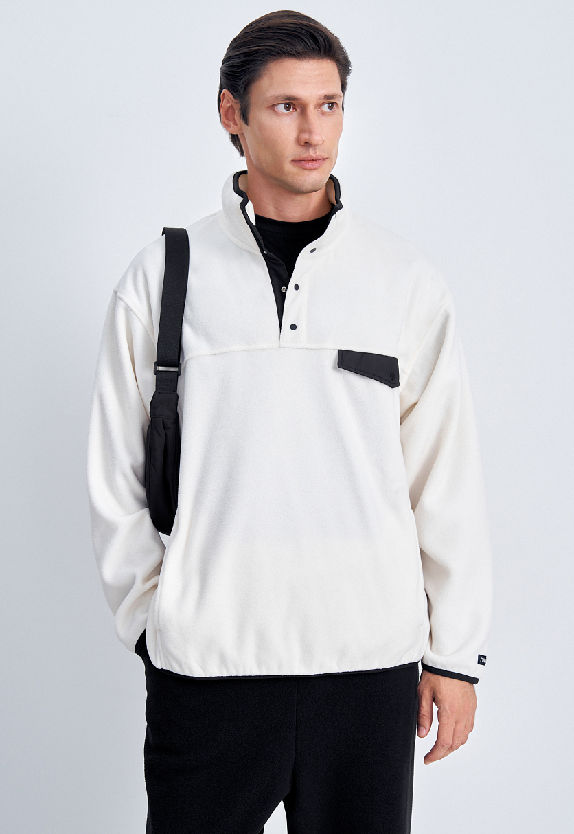 Толстовка с воротником-стойкой