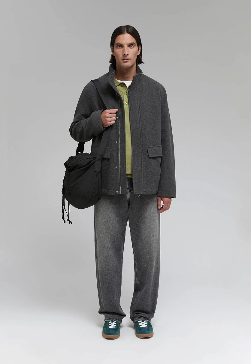 Утепленная куртка с воротником-стойкой