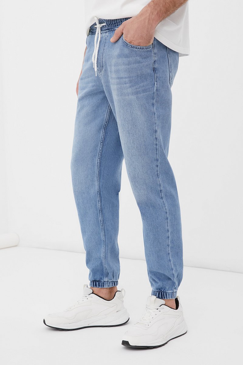 В Сети нашли лайфхак для модного подворота джинсов