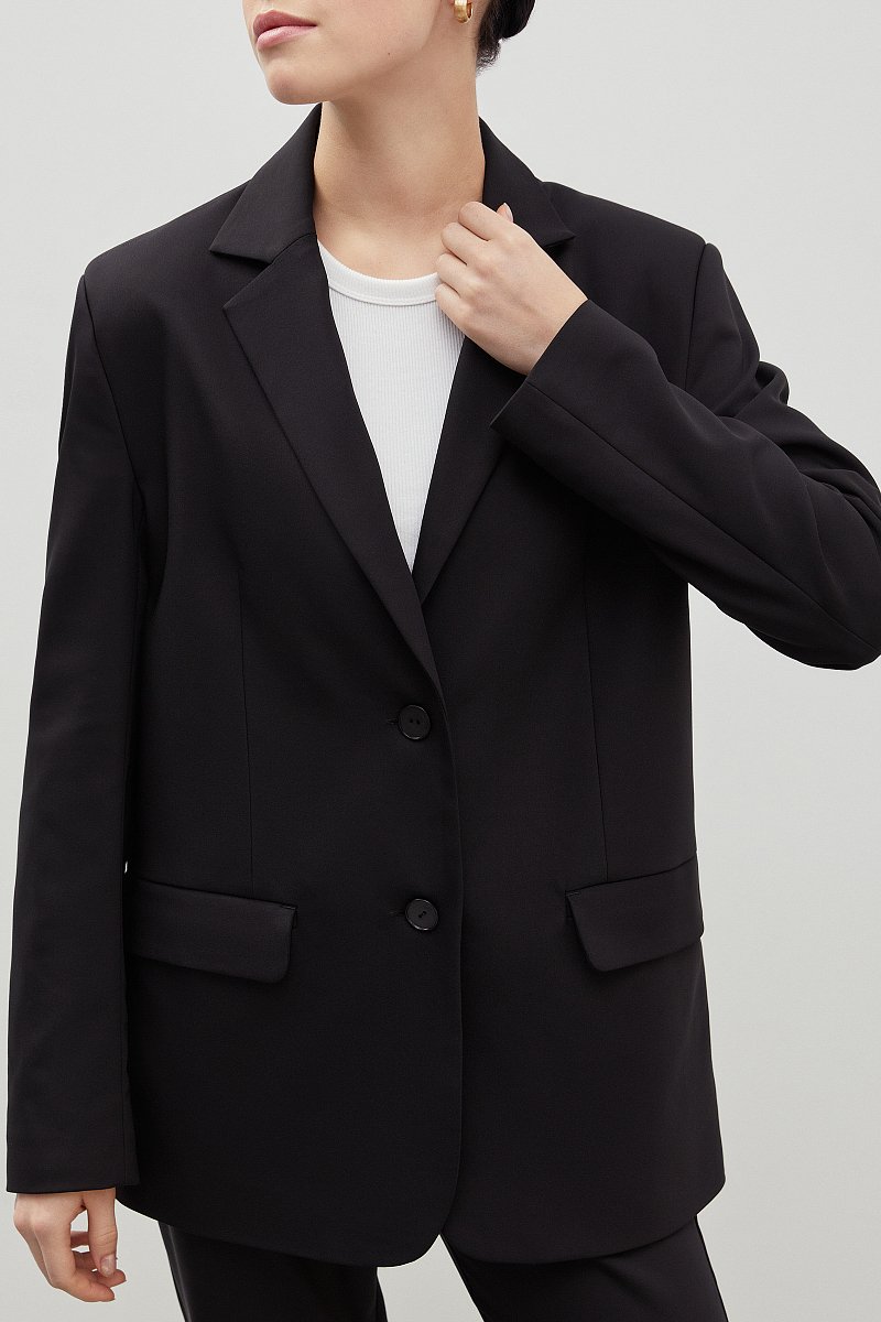 черный пиджак лацканы заостренной формы