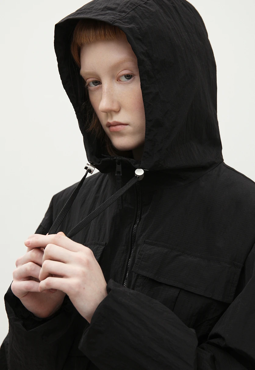Ветровка oversize силуэта с капюшоном, Модель FBD11059, Фото №6