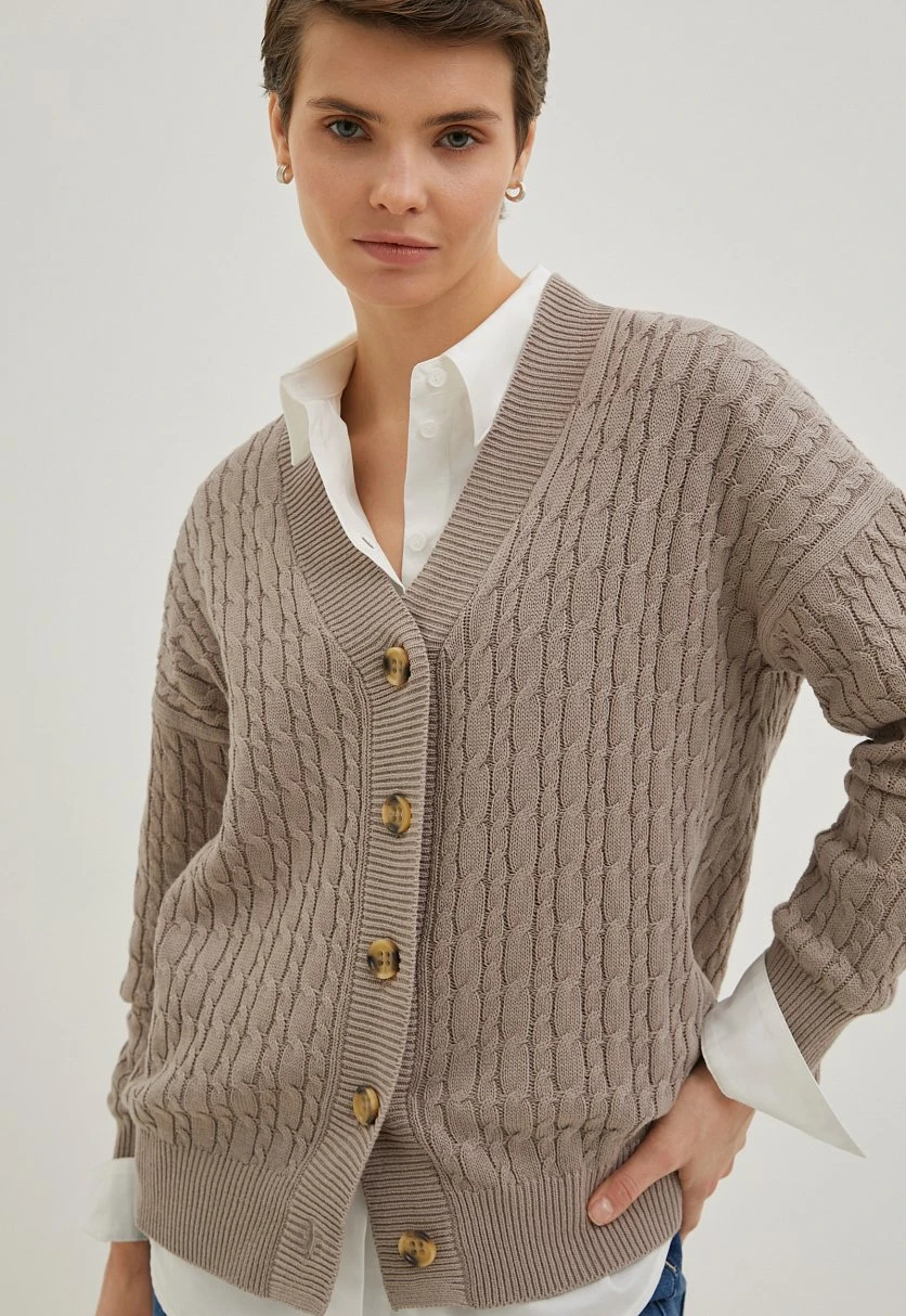 Кардиган с рельефным узором, Модель FBD11114, Фото №3