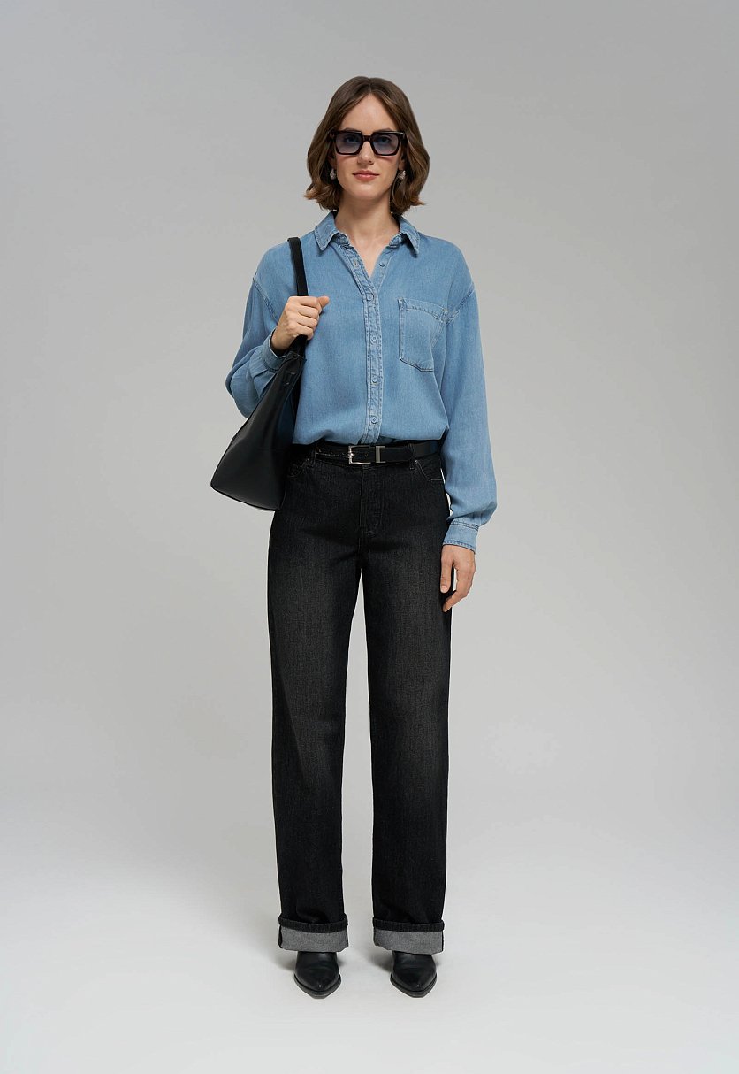 Джинсовая рубашка свободного кроя
