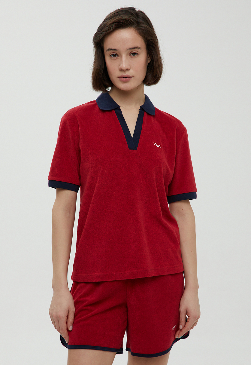 Спортивное поло с отделкой из капсулы ретро