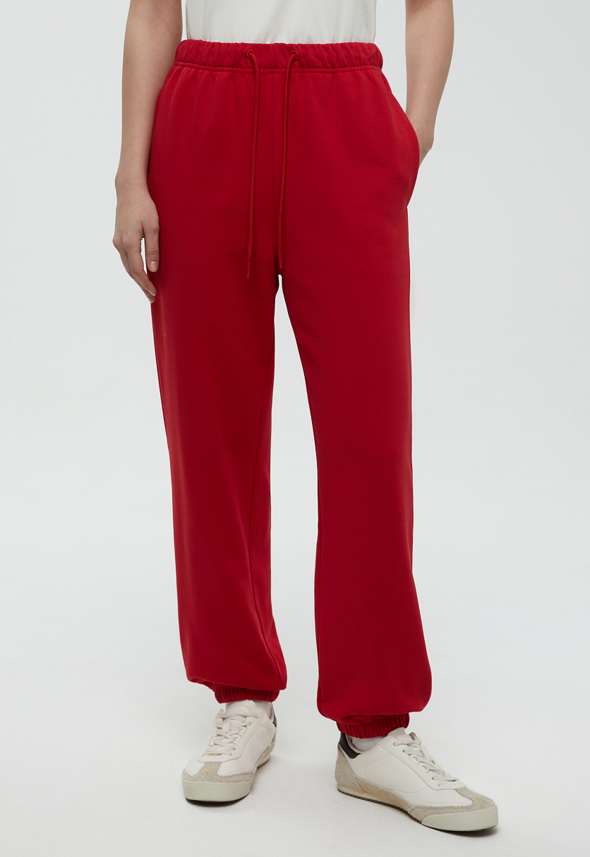 Спортивные брюки на резинке Спортивные брюки на резинке