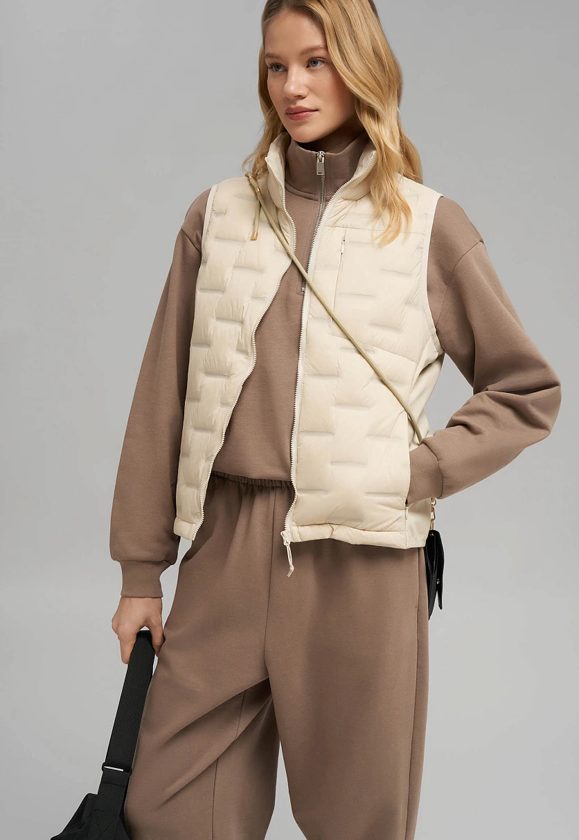 Стеганый пуховый жилет, Модель FBG110150, Фото №6