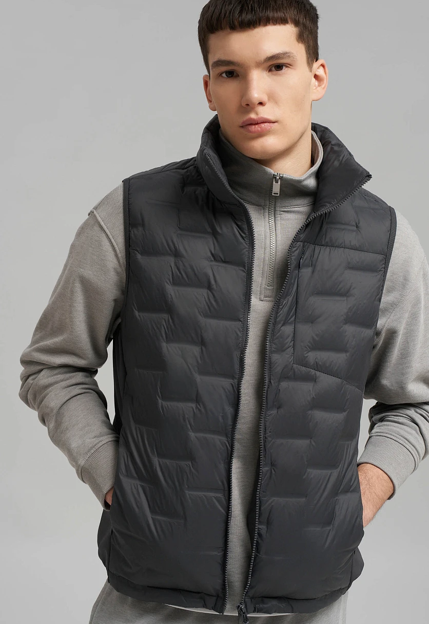 Стеганый пуховый жилет, Модель FBG210100, Фото №8