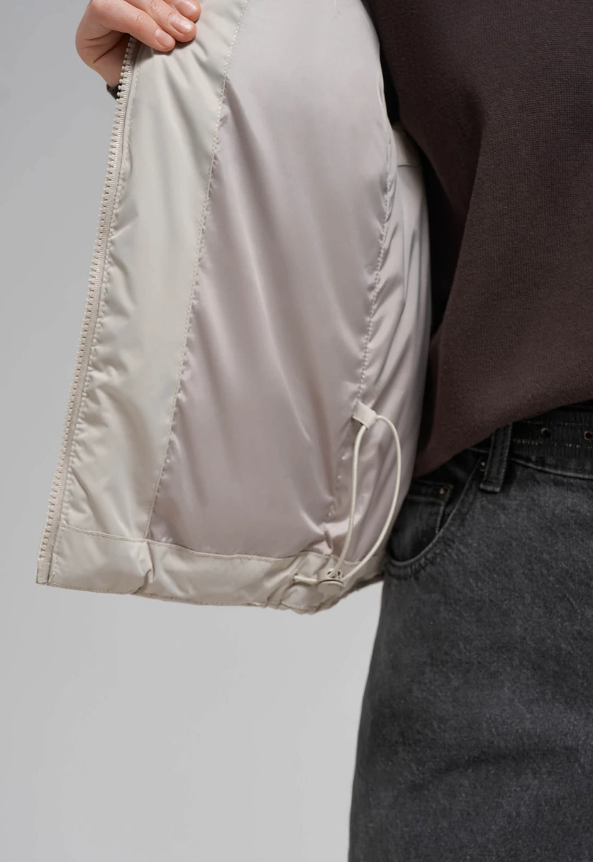 Утепленный жилет с искусственным наполнителем, Модель FBG11005, Фото №8