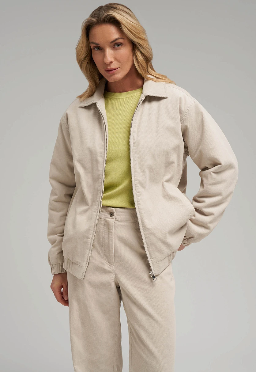 Легкий бомбер из вельвета с искусственным утеплителем, Модель FBG11053, Фото №5