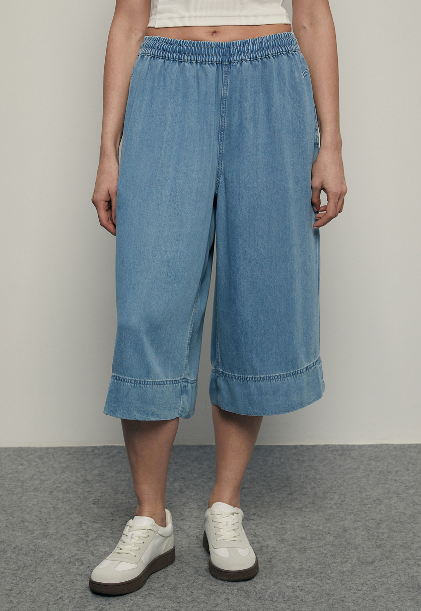 Джинсовые брюки-кюлоты из тенселя Джинсовые брюки-кюлоты из тенселя