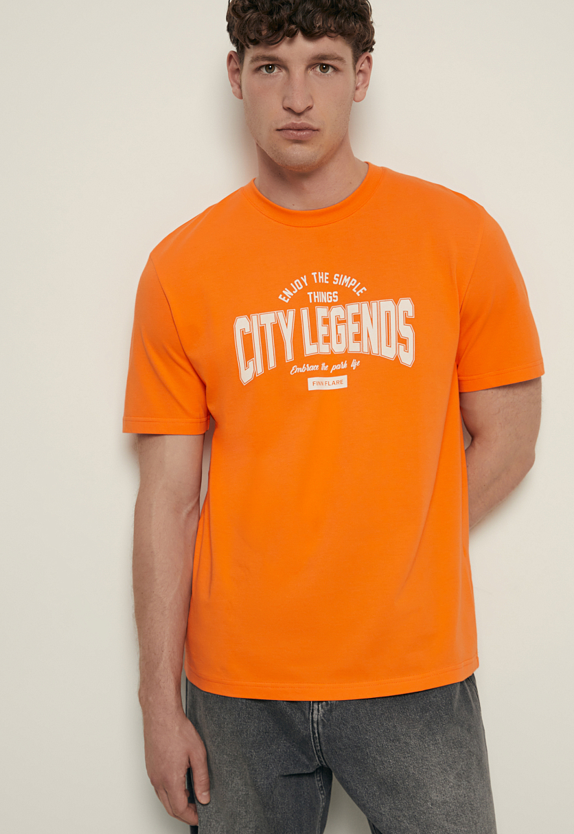 Футболка прямого силуэта с принтом