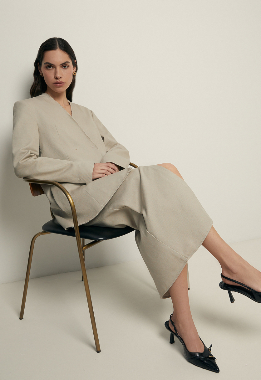 Юбка с разрезом прямого кроя