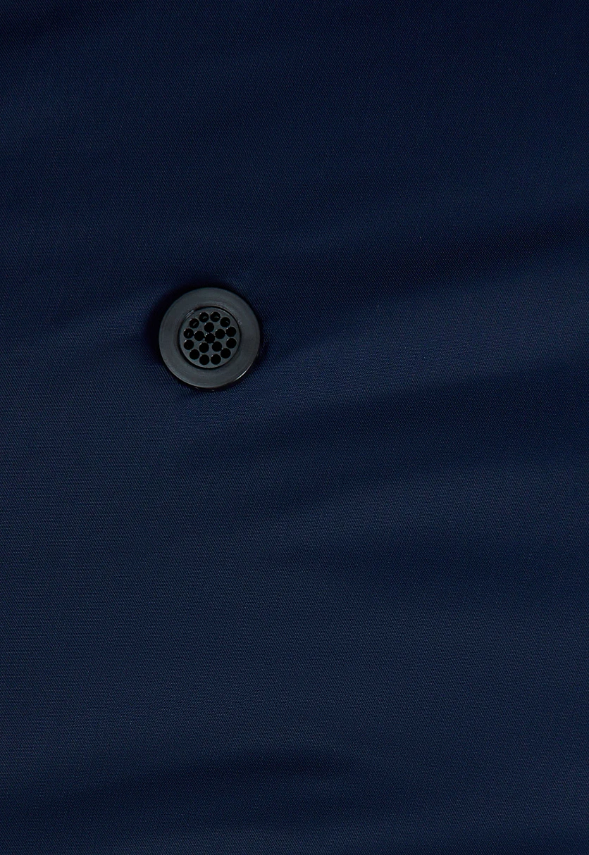 Утепленное пальто с накладными карманами Темно-cиний FWE21002Купить в интернет-магазине FINN FLARE, предосмотр фото №8 Утепленное пальто с накладными карманами, Модель FWE21002, Фото №8