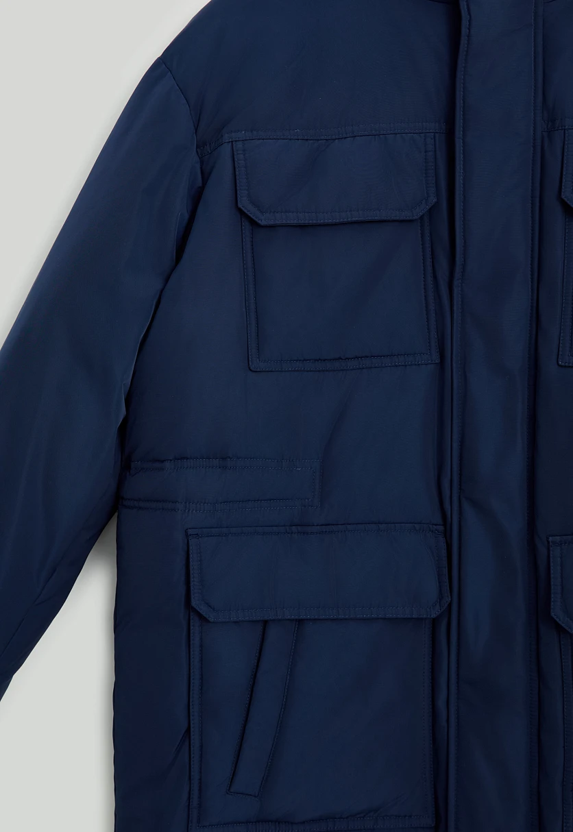 Пуховое пальто с накладными карманами Темно-cиний FWE21039Купить в интернет-магазине FINN FLARE, предосмотр фото №8 Пуховое пальто с накладными карманами, Модель FWE21039, Фото №8