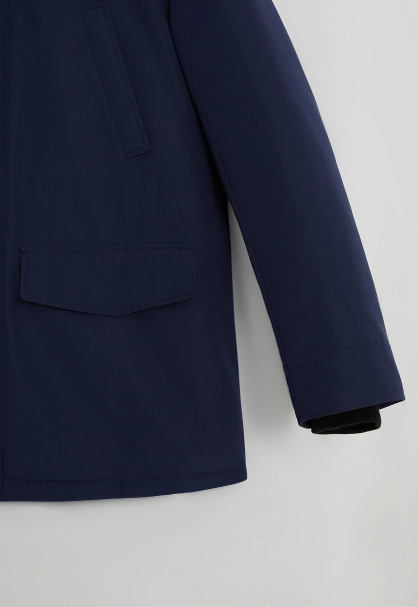 Пуховое полупальто с накладными карманами и капюшоном Темно-cиний FWE21046Купить в интернет-магазине FINN FLARE, предосмотр фото №8 Пуховое полупальто с накладными карманами и капюшоном, Модель FWE21046, Фото №8