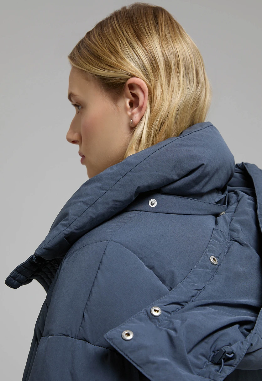 Пуховик с воротником-стойкой и съемным капюшоном, Модель FWE11057, Фото №5