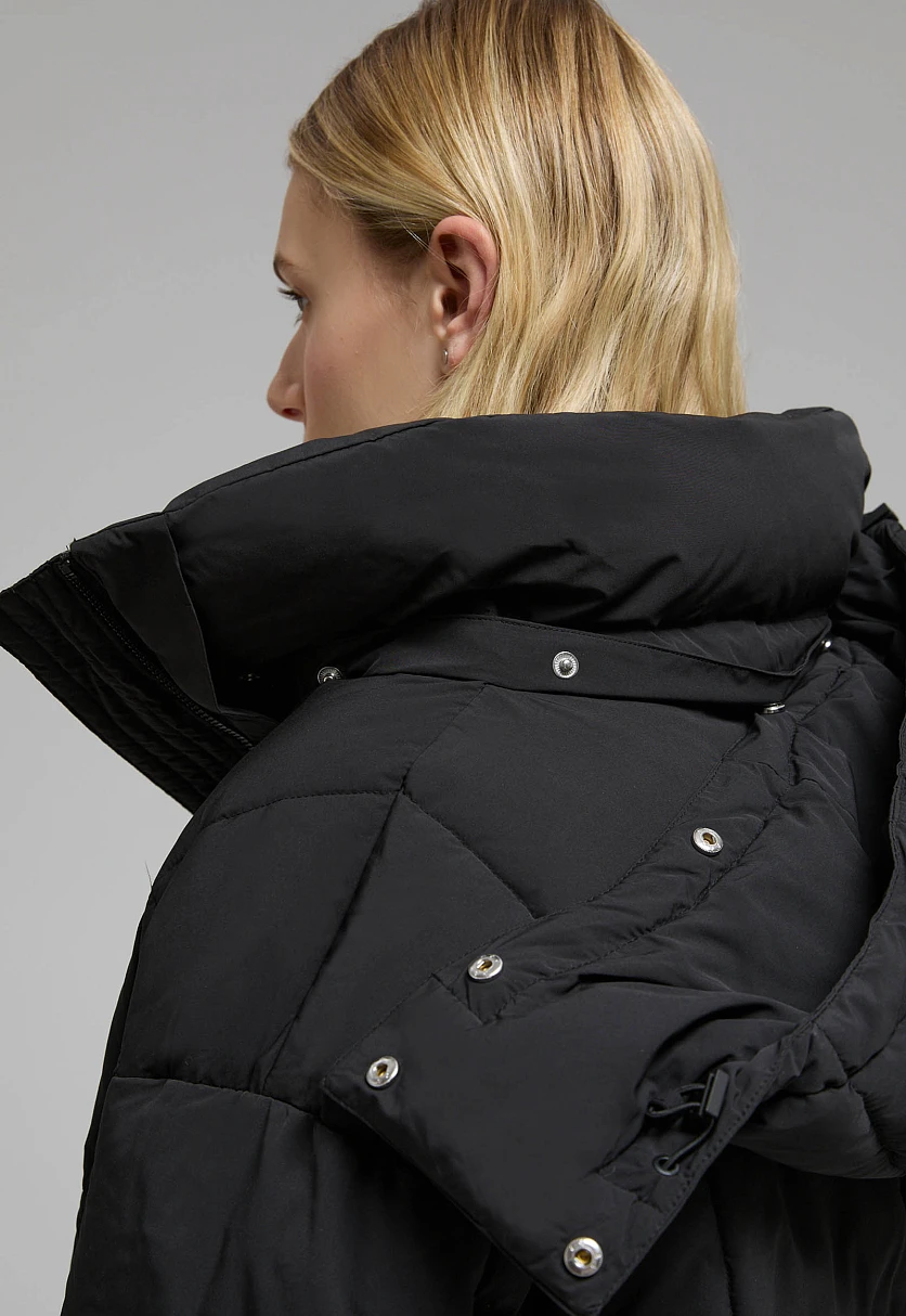 Пуховик с воротником-стойкой и съемным капюшоном, Модель FWE11057, Фото №7