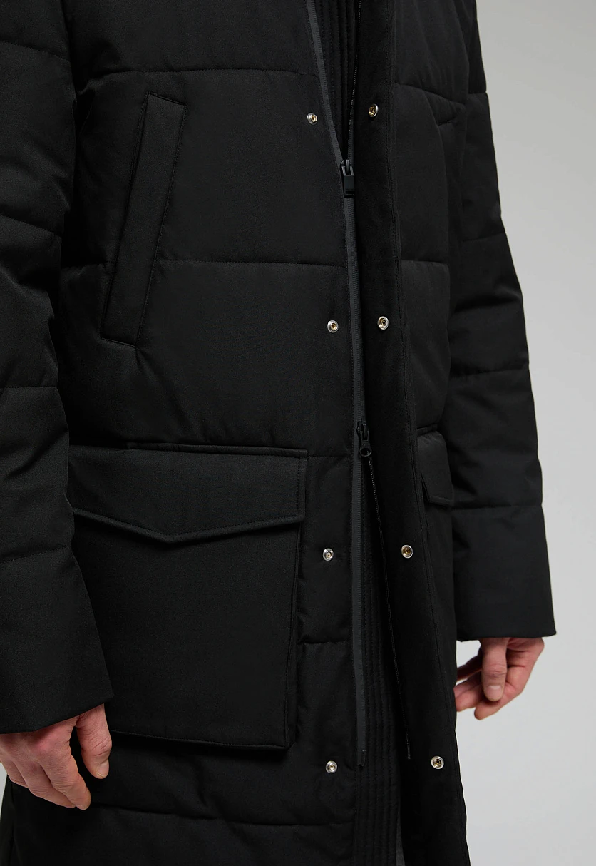 Утепленное пальто с накладными карманами Черный FWE21002Купить в интернет-магазине FINN FLARE, предосмотр фото №5 Утепленное пальто с накладными карманами, Модель FWE21002, Фото №5