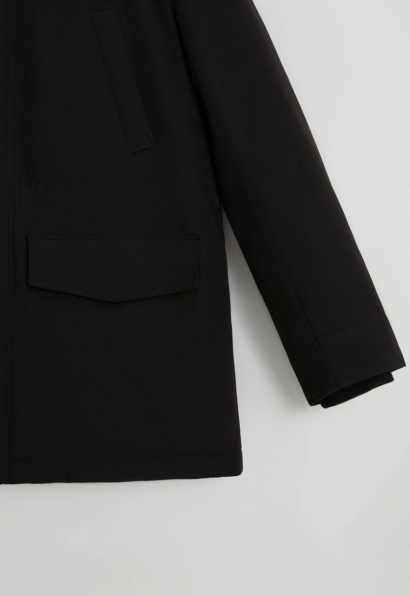 Пуховое полупальто с накладными карманами и капюшоном Черный FWE21046Купить в интернет-магазине FINN FLARE, предосмотр фото №6 Пуховое полупальто с накладными карманами и капюшоном, Модель FWE21046, Фото №6