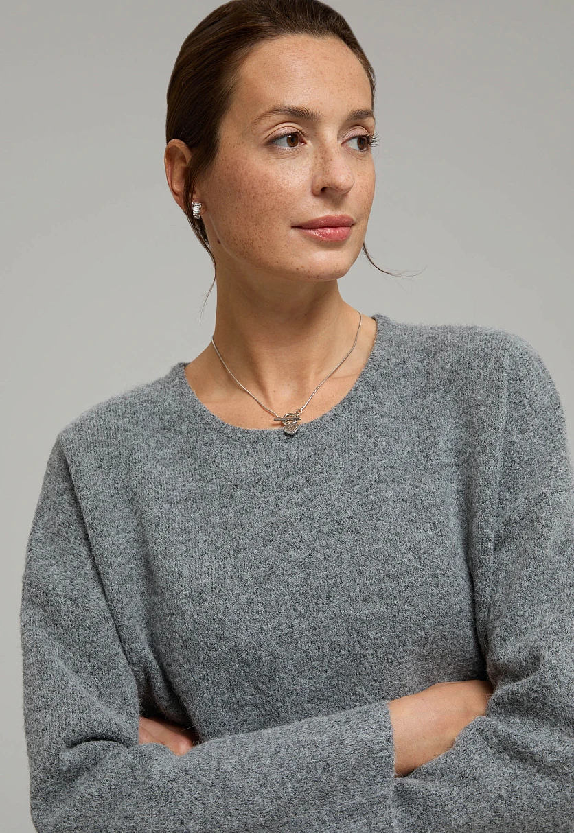 Джемпер свободного силуэта с округлой горловиной Темно-Серый меланж FWE11111Купить в интернет-магазине FINN FLARE, предосмотр фото №5 Джемпер свободного силуэта с округлой горловиной, Модель FWE11111, Фото №5