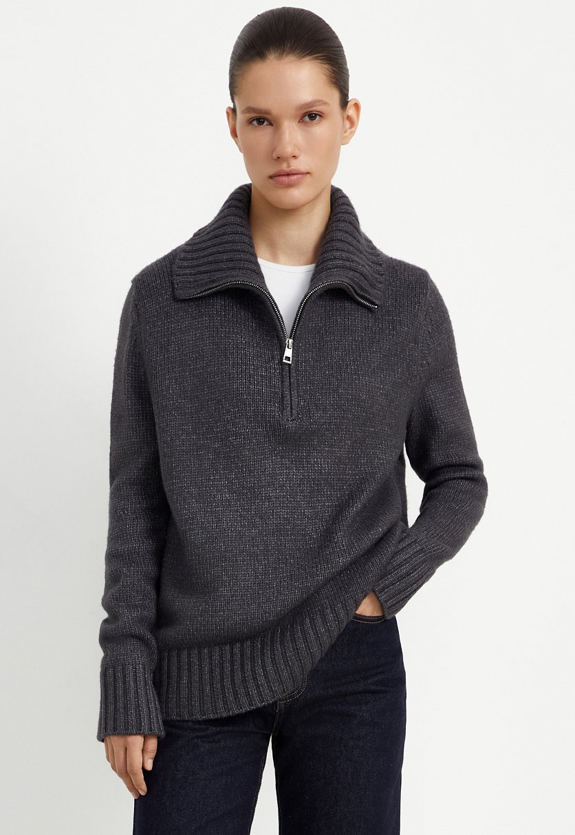 Джемпер с молнией и воротником-стойкой