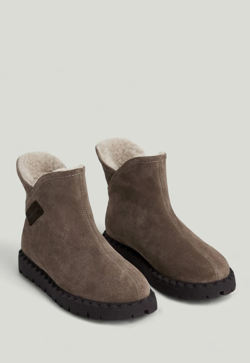 Ботинки-угги с подкладкой из натурального  меха, Модель FWE11502, Фото №6