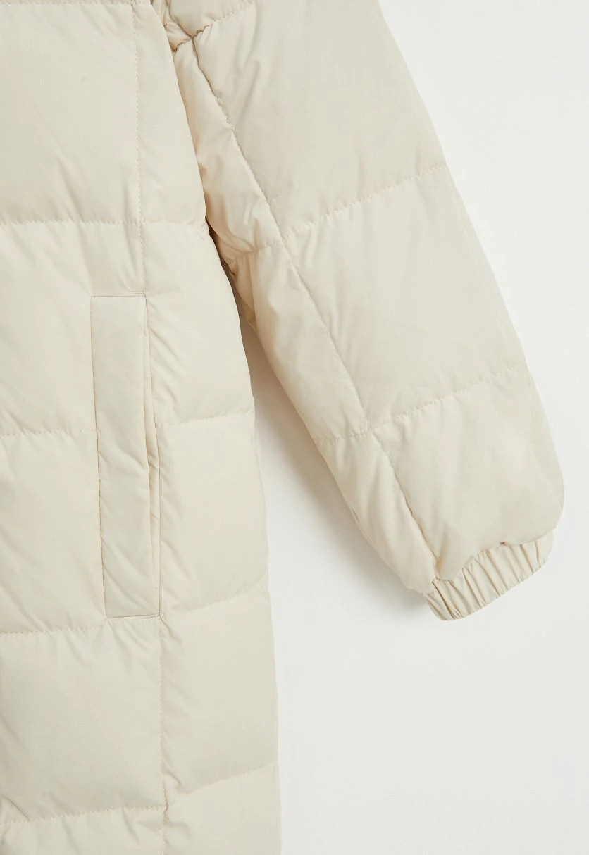 Пуховое пальто с капюшоном, Модель FWE11028, Фото №8