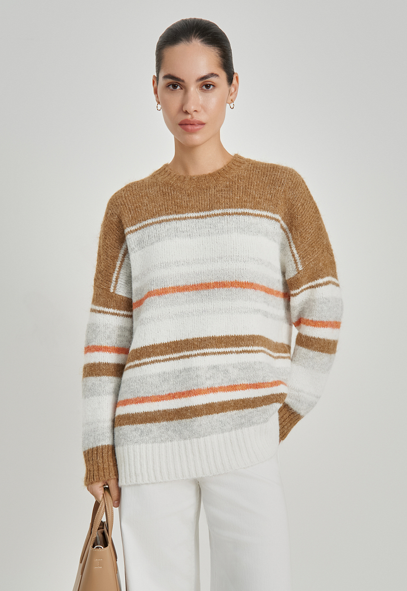 Джемпер с округлым вырезом свободного силуэта Джемпер с округлым вырезом свободного силуэта