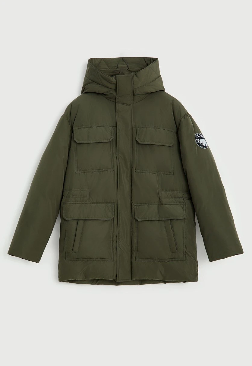 Пуховое пальто с накладными карманами Хаки FWE21039Купить в интернет-магазине FINN FLARE, предосмотр фото №10 Пуховое пальто с накладными карманами, Модель FWE21039, Фото №10