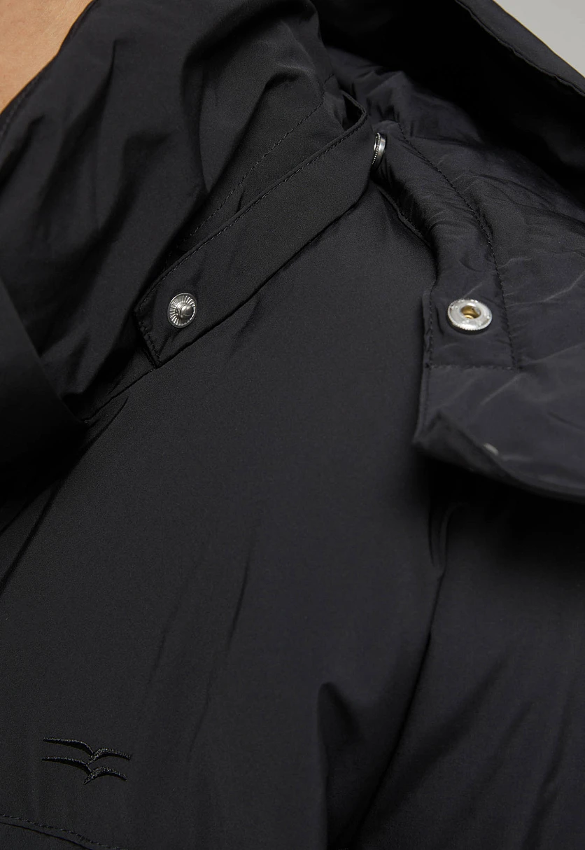 Утепленное стеганое пальто с капюшоном Черный FWF11004Купить в интернет-магазине FINN FLARE, предосмотр фото №5 Утепленное стеганое пальто с капюшоном, Модель FWF11004, Фото №5