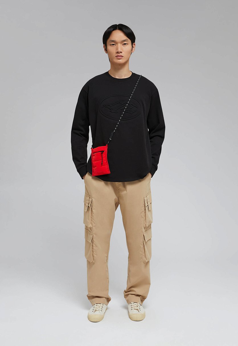 Лонгслив оверсайз силуэта