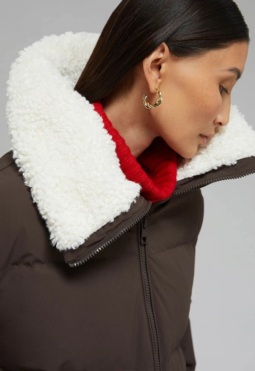 Пуховик с натуральным пухом и меховым воротником, Модель FWF11080, Фото №9