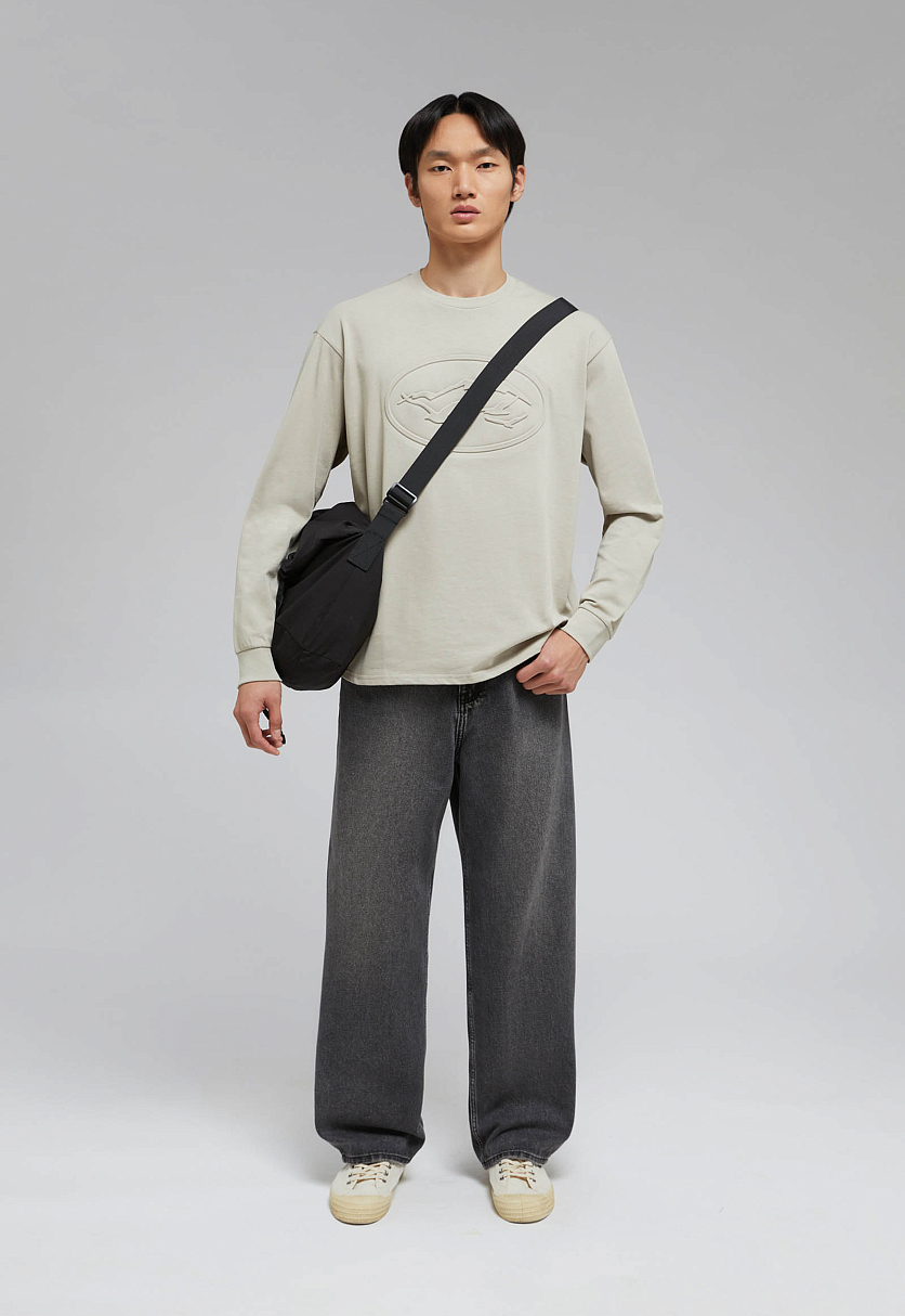 Лонгслив оверсайз силуэта