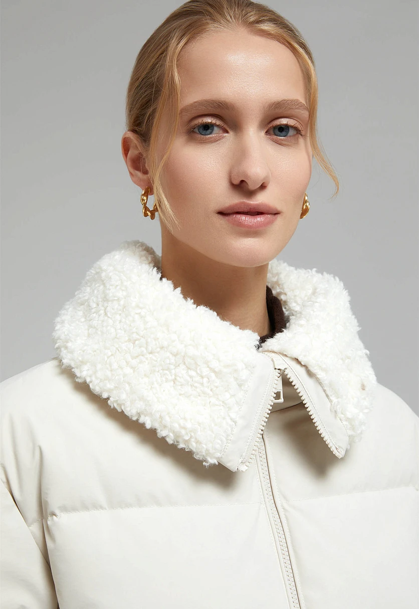 Пуховик с натуральным пухом и меховым воротником, Модель FWF11080, Фото №10